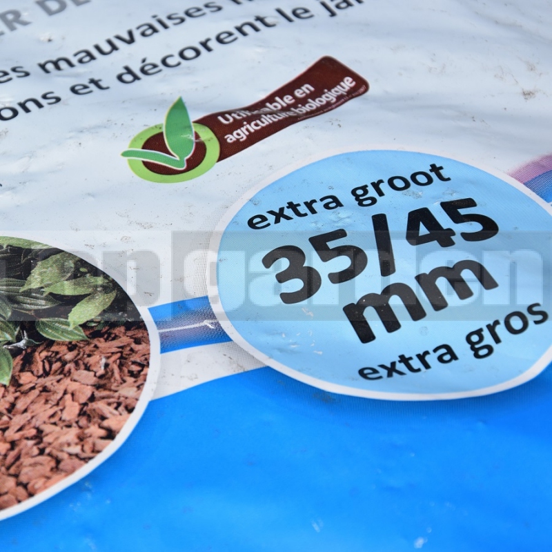 Saniflor Píniová kôra 35/45mm 60l