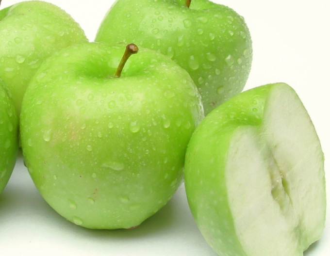 Jabloň ´Grany Smith´ zimná, podpn. M9, voľnok.