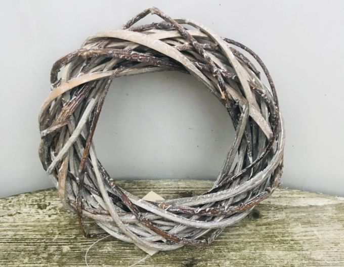 Prútený veniec 15/3cm