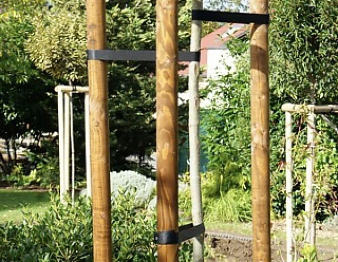 Oporný kôl s hrotom priemer  5cm - výška 250cm