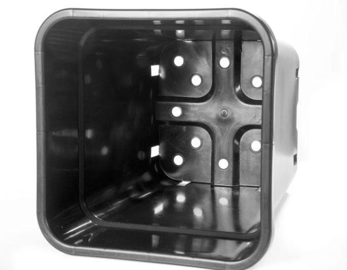 Kvetináč plastový vysoký štvorcový 18L, 30 x 31 cm